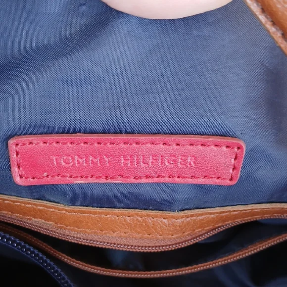 Tommy Hilfiger Blue and Brown Tote Bag - Picture 13 of 16